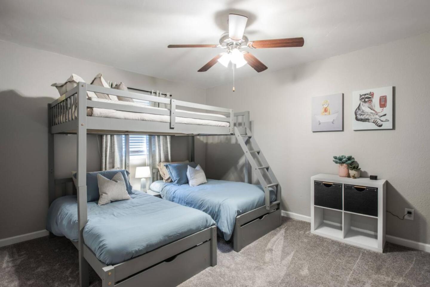 فيلا New Hummingbird Haven - Nw Okc, Billiards, Firepit أوكلاهوما سيتي المظهر الخارجي الصورة